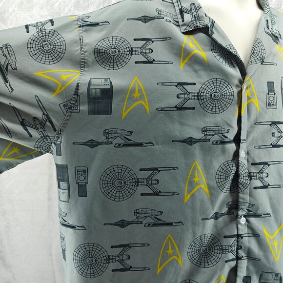 Star Trek Shirt Mens XXXL 3XL Gray USS Enterprise All Over Print Hawaiian Camp - Picture 3 of 15